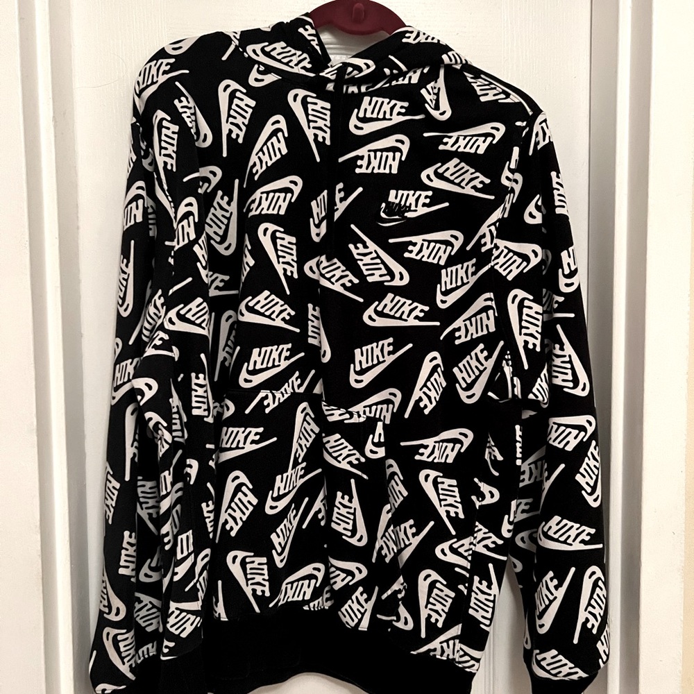 Nike print hoodie size M